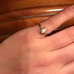 10K Gold Opal & Diamond ring
